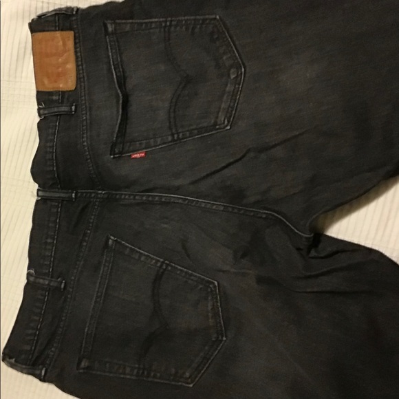 Levi’s 541 Black Jeans - Picture 3 of 3